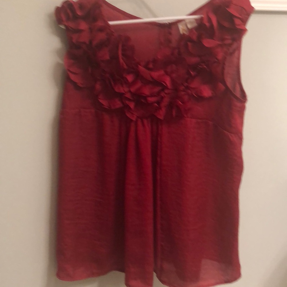 Beautiful red satin finish top.